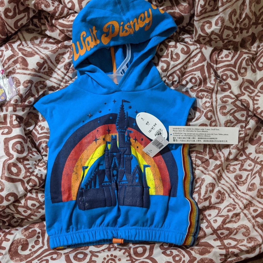 Walt Disney World Park Merch Youth Sleeveless Hooded Castle Rainbow Retro Top Xs